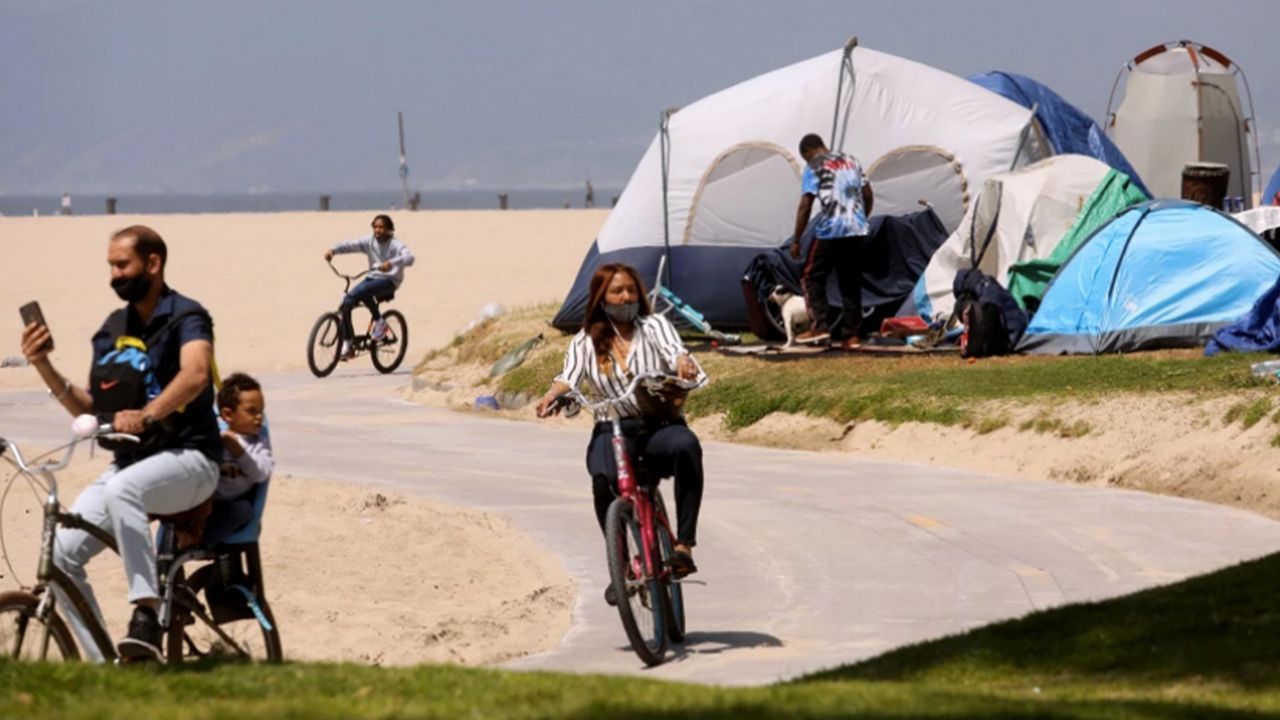 How will the city fix Venice Beach's homeless crisis?