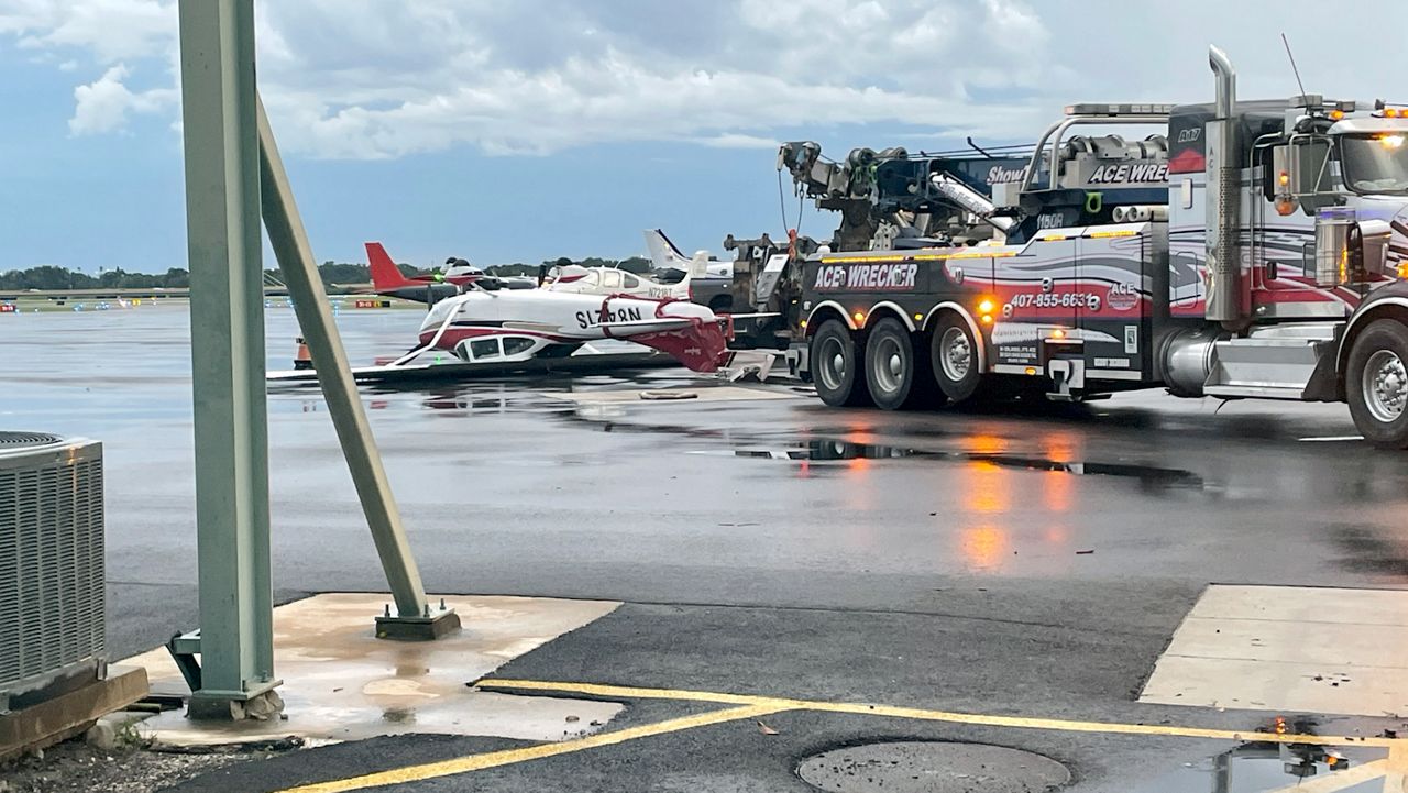 1 dead after planes flip at Orlando Executive Airport