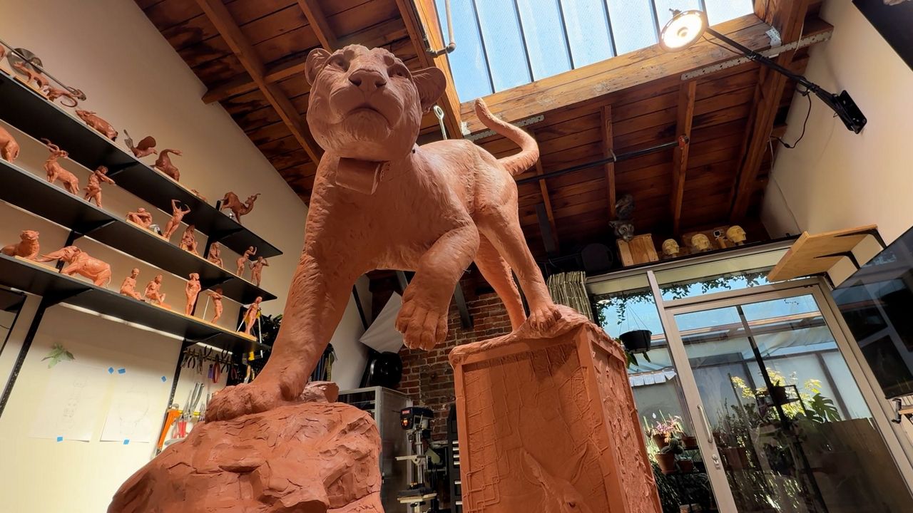 To honor P-22, a sculpture fit for a king will be placed in Griffith Park