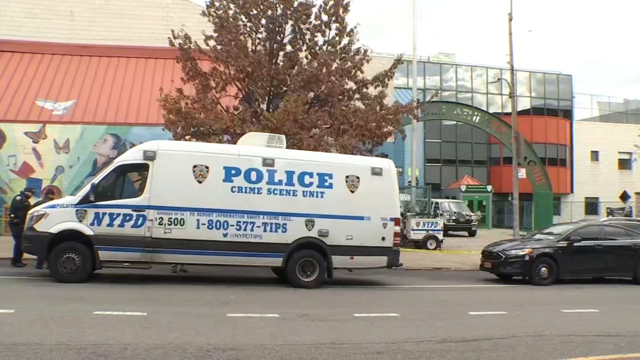 NYPD: One teen killed, another injured in Bronx shooting