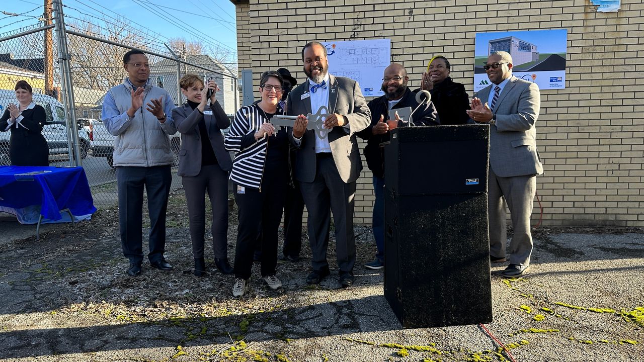 Lexington's Palmer building community center