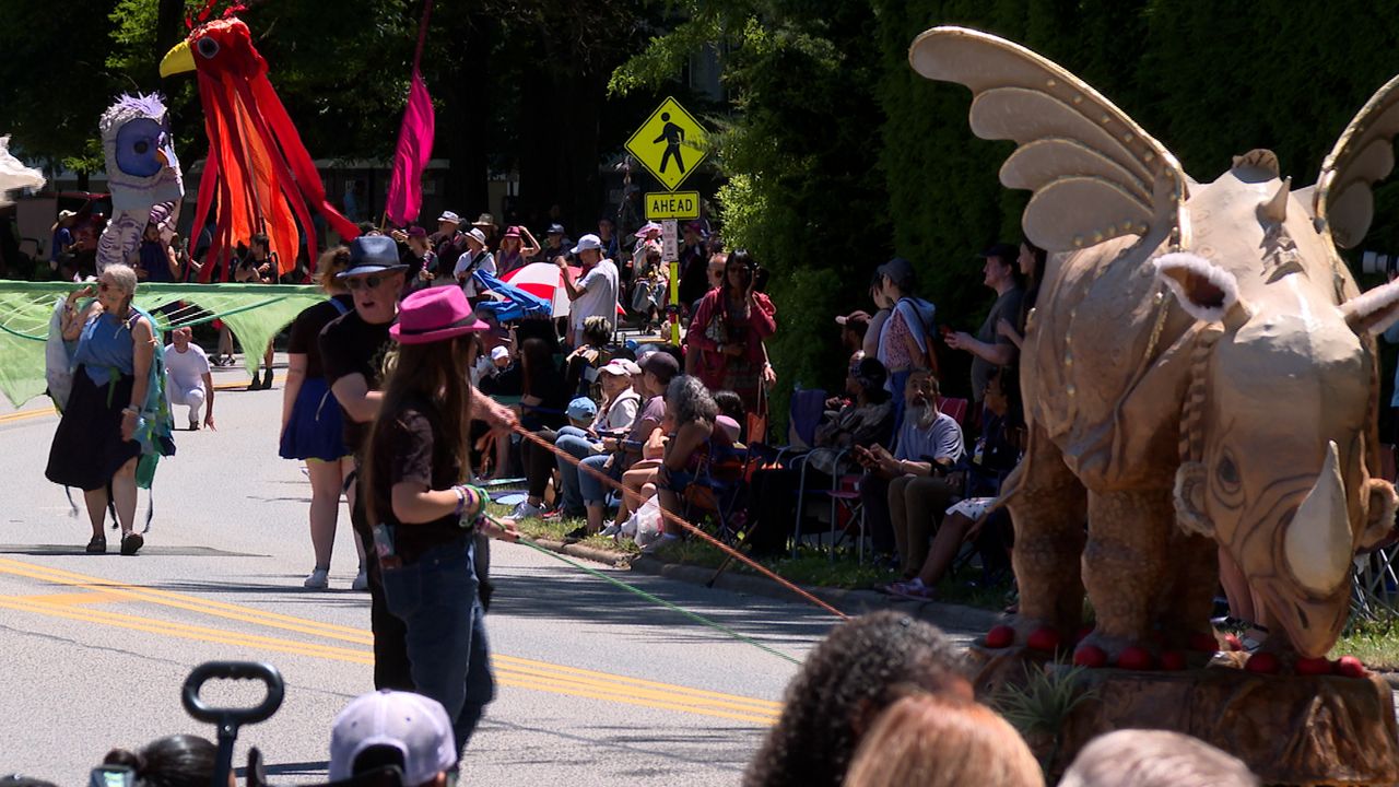 Clevelanders celebrate Parade the Circle