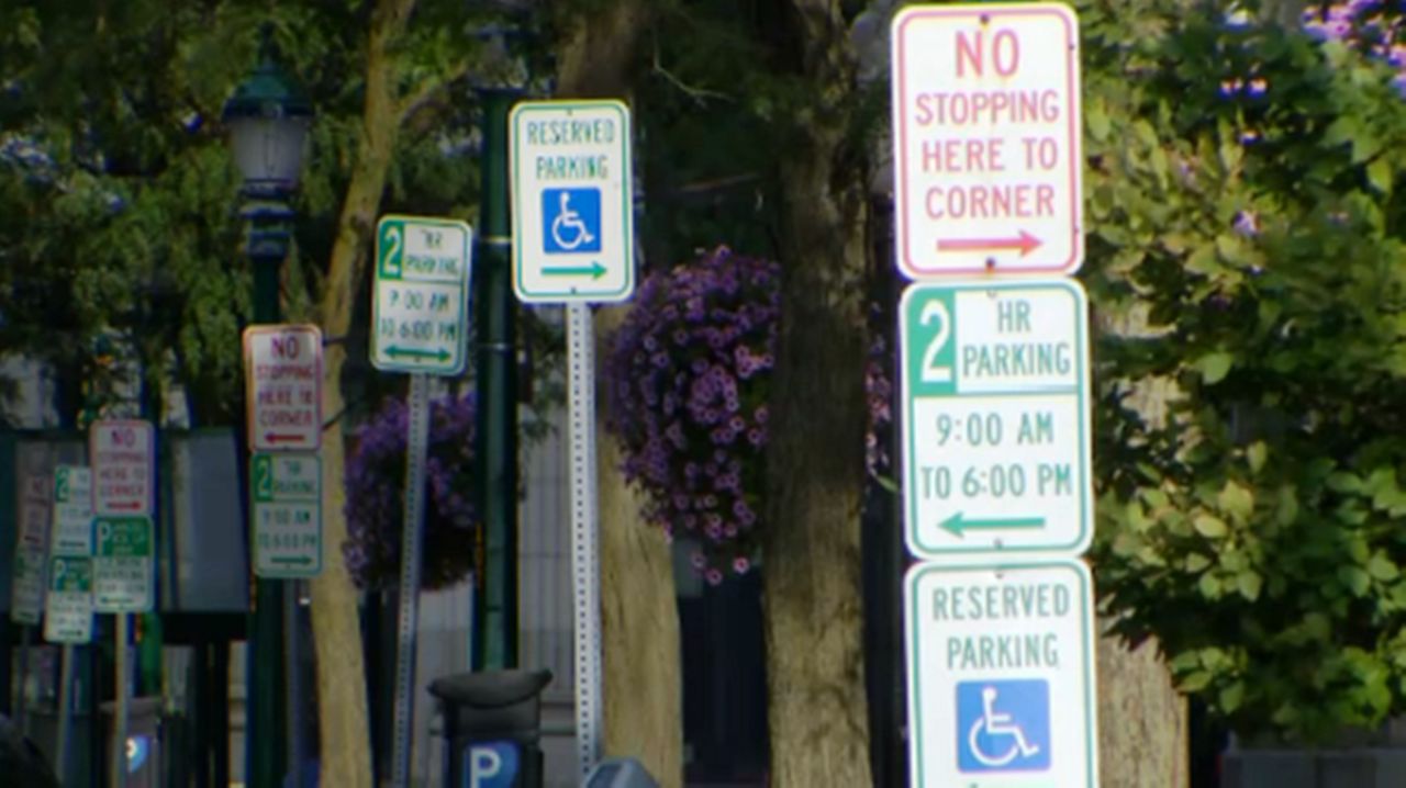 Parking Signs in Syracuse