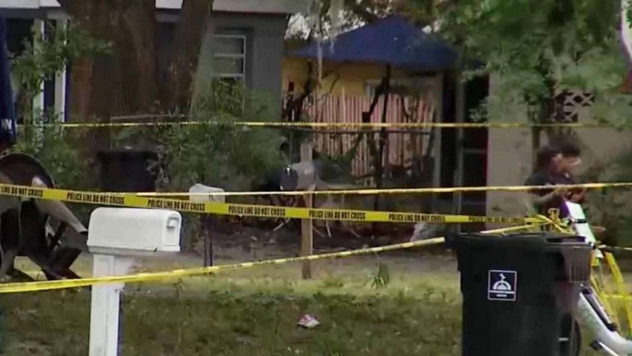 Four killed, including suspect in Orlando shooting