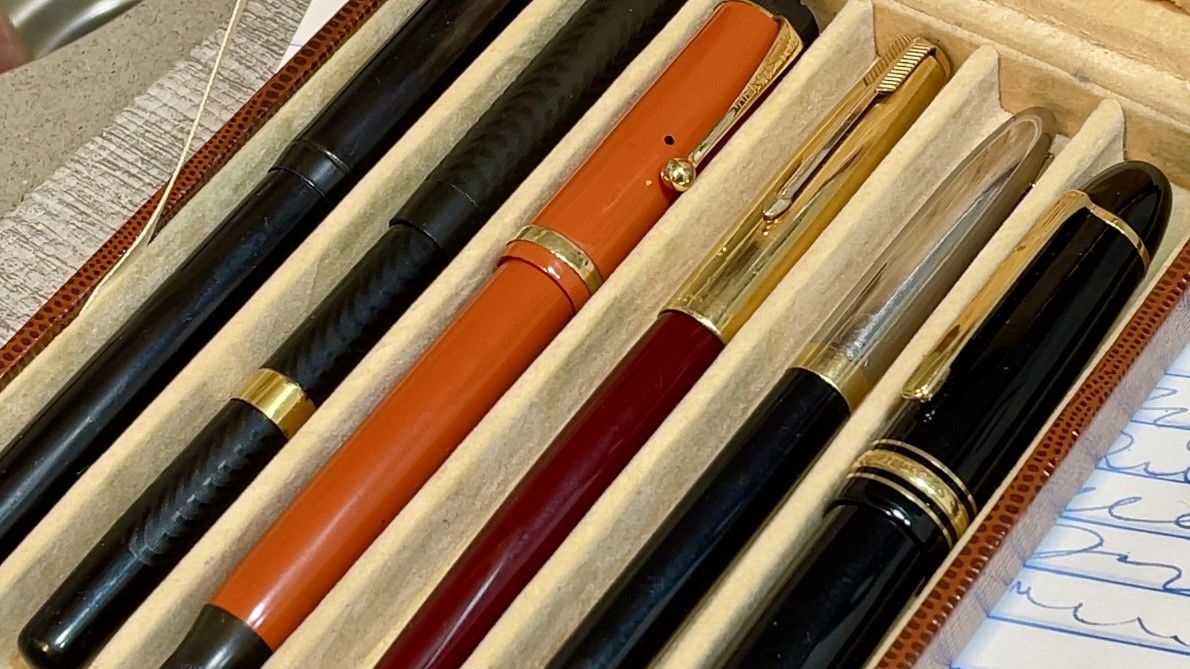 Austin man brings vintage pens back to life