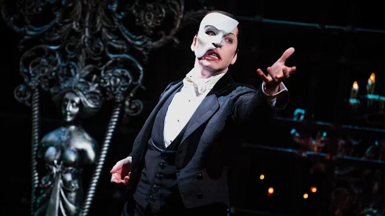 On Stage 1/27/18 'The Phantom of the Opera' 30th anniversary special