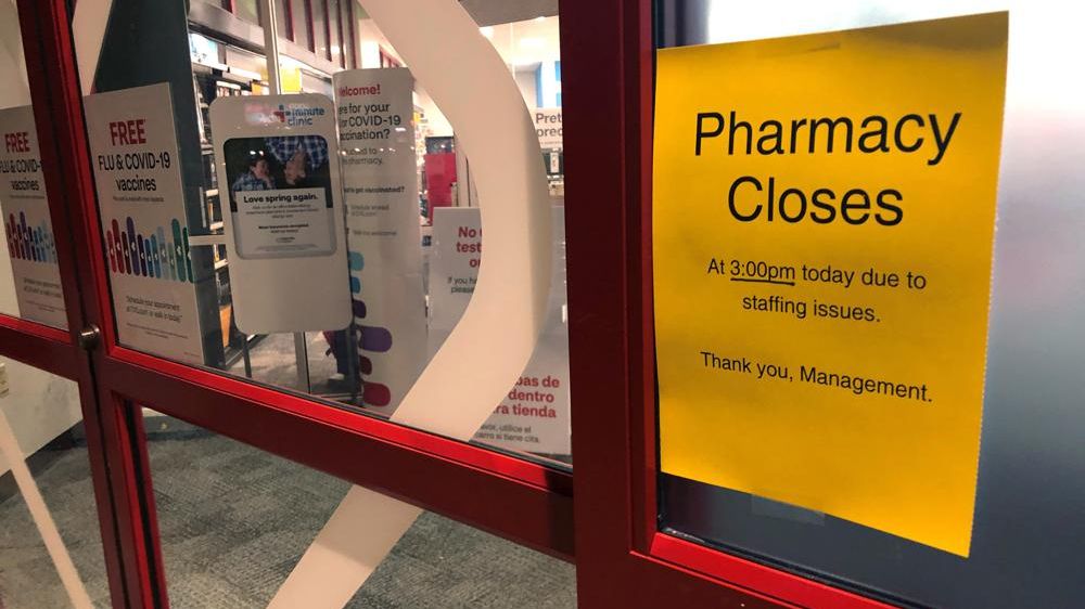 U.S. drugstores squeezed by vaccine demand, staff shortages