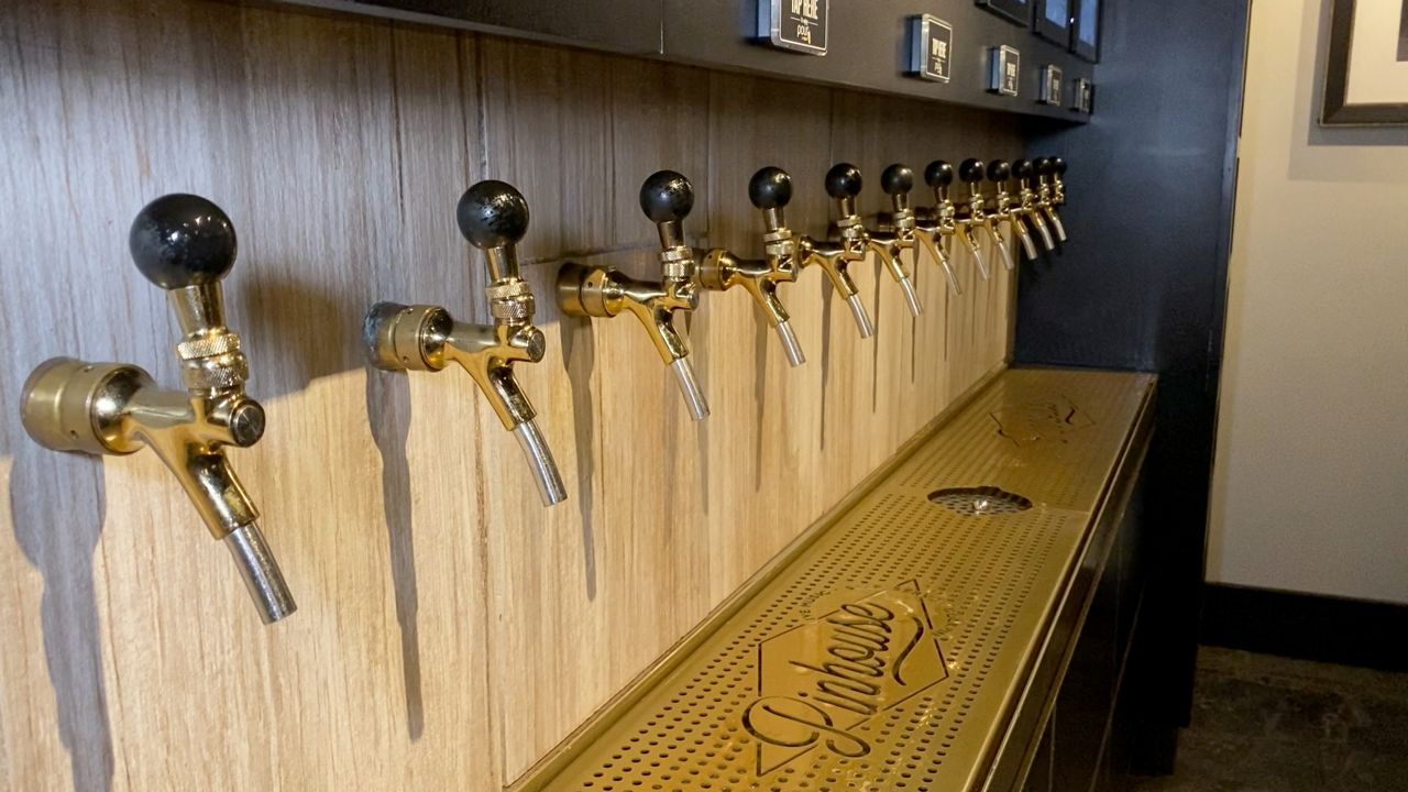 Plaza Midwood Beer Bar Looks to Kiss 2020 Goodbye - Spectrum News