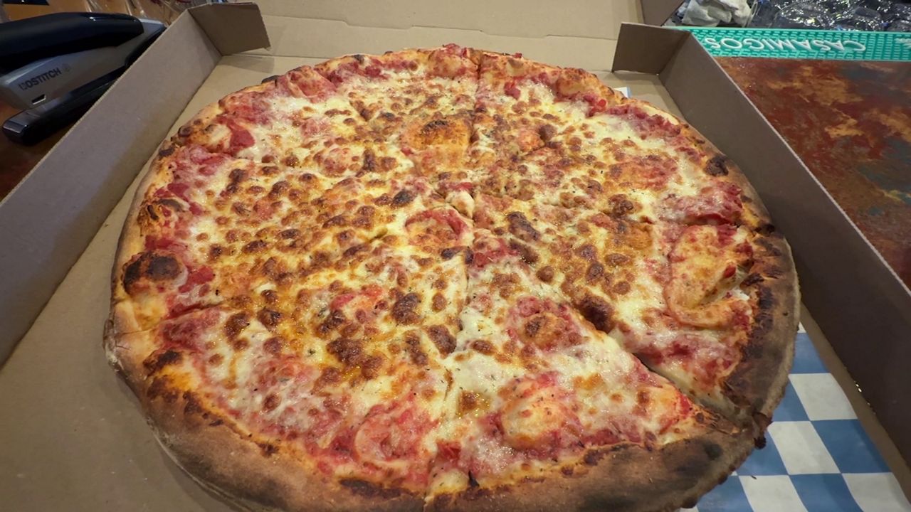 Italian restaurant working to help people buy school supplies