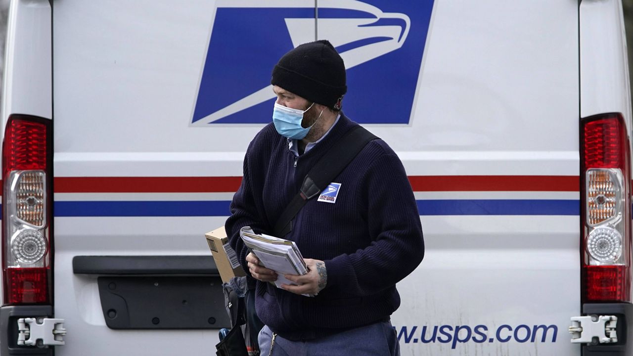 House Dems seek probe of USPS plan for new mail truck fleet