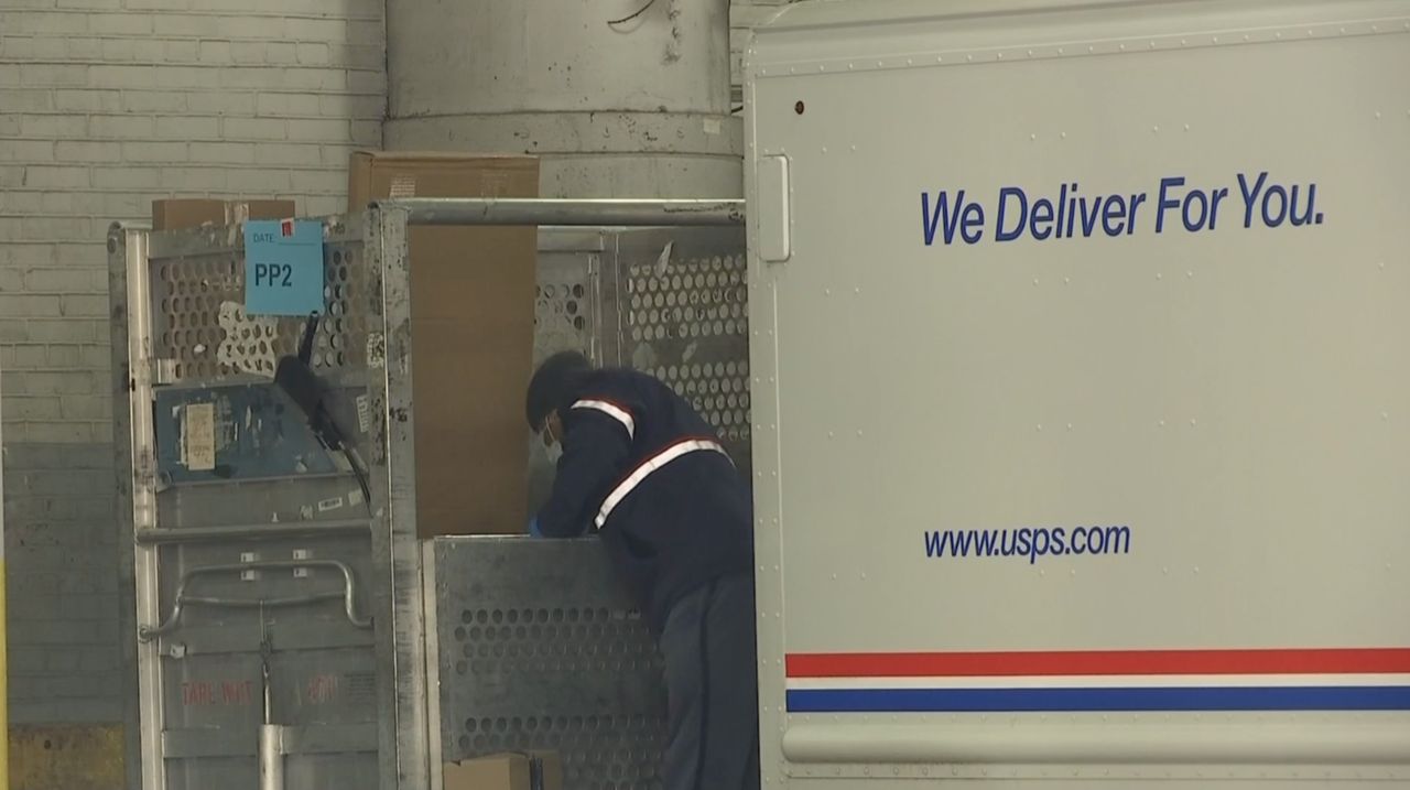 Ohio Lawmakers Want USPS Vehicle Contract Investigated - Vimarsana News