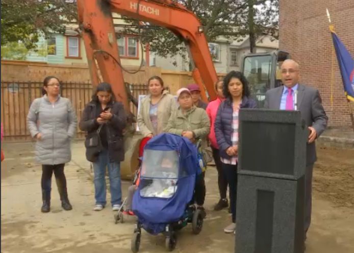 Construction begins on new building for overcrowded Queens school
