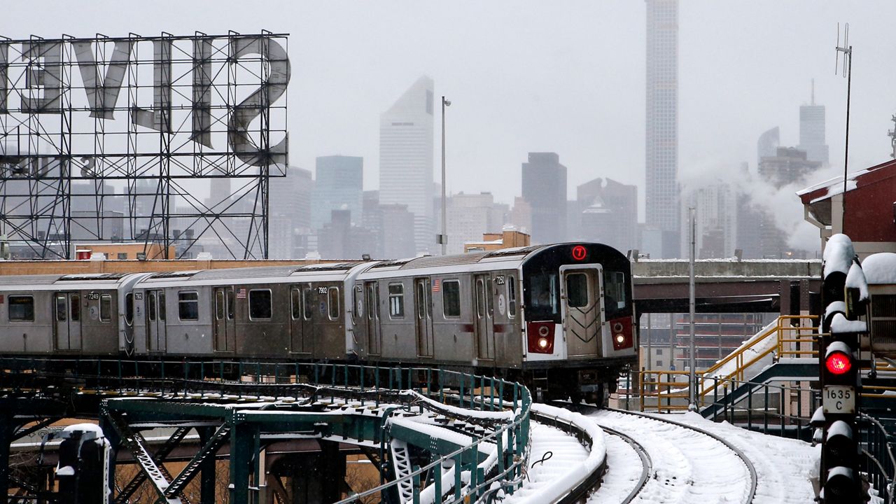 Amtrak Service Disrupted on New York City-Albany Line for Second Day - The  New York Times