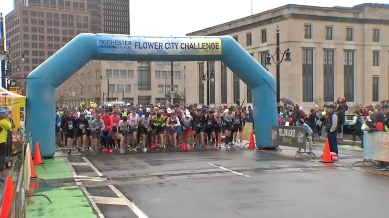 Hundreds Run in the 10th Annual Flower City Challenge
