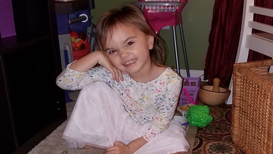 Deputies Looking For Missing 4-Year-Old Girl