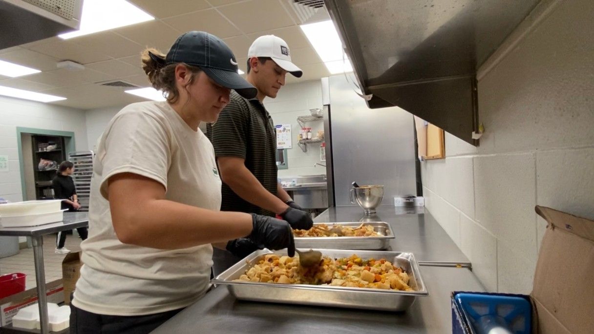 Wake Forest students feed the community through TurkeyPalooza - TrendRadars