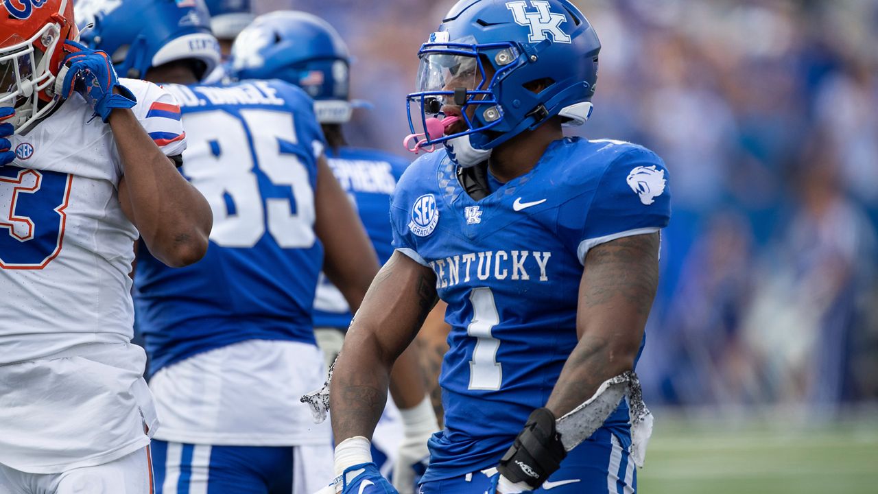 Kentucky football begins season as No. 20 in AP Top 25 preseason poll