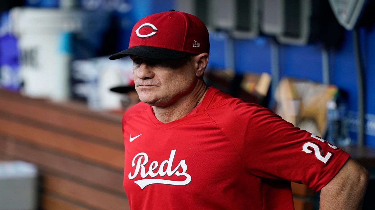 Reds manager David Bell gets 3-year contract extension