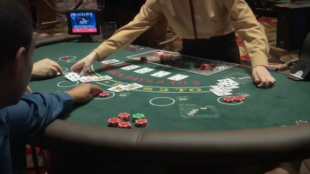 resorts world casino slots payout