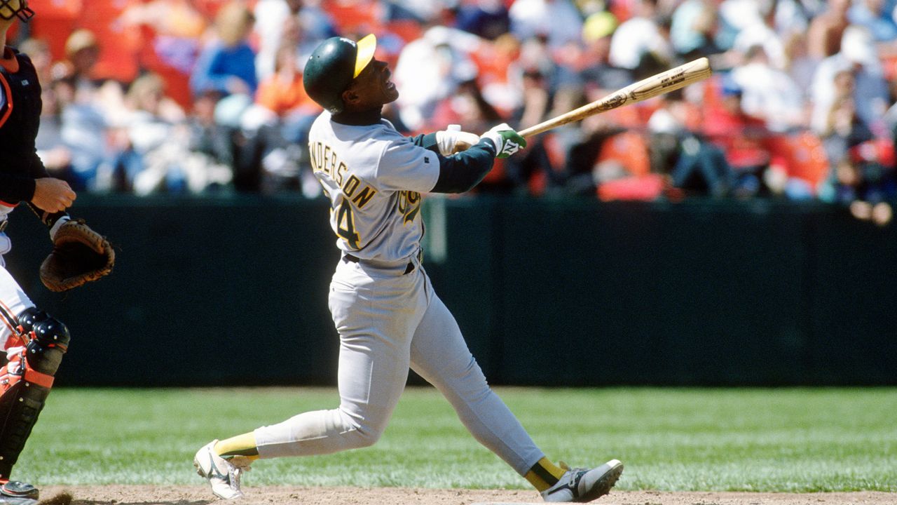 Louisville Slugger honors Rickey Henderson