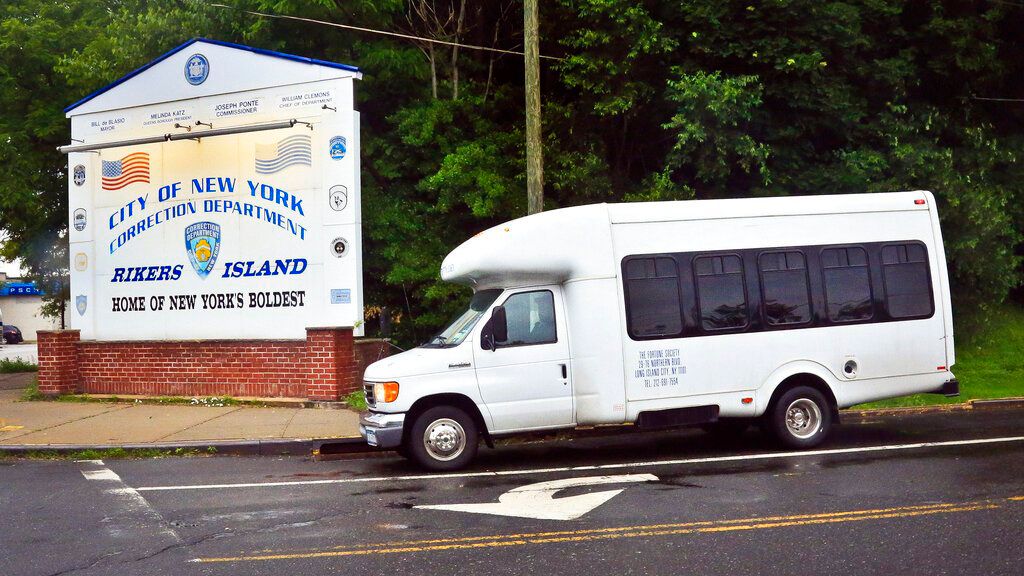 Public defenders accuse city correction department of illegal ICE coordination