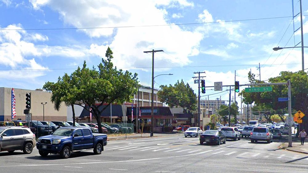 Road work begins on Monday on Dillingham Blvd. between North King St. and Kokea St. (Google Street View)