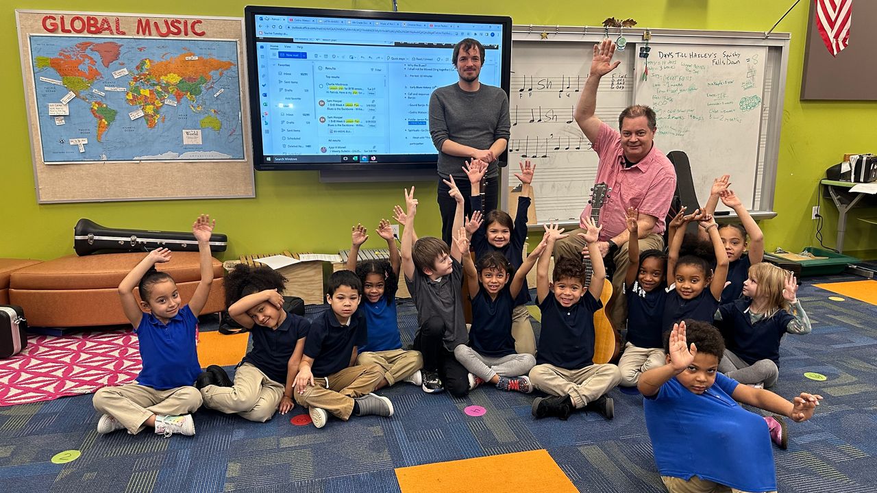 Nonprofit teaches kids roots of American music