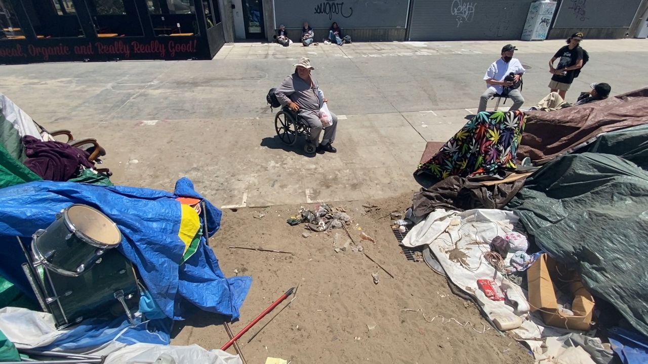 Formerly homeless, Venice residents adjust to new life