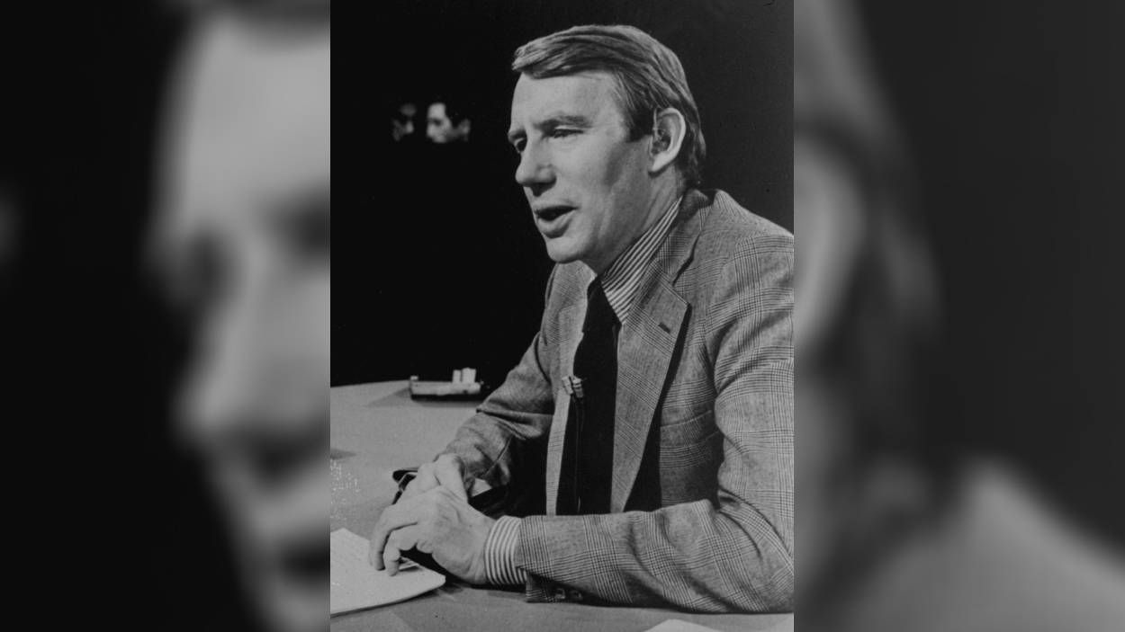 Robert MacNeil, who created the even-handed, no-frills PBS newscast “The MacNeil-Lehrer NewsHour” in the 1970s and co-anchored the show for with his late partner, Jim Lehrer, for two decades, died on Friday, April 12, 2024. He was 93. (AP Photo/File)