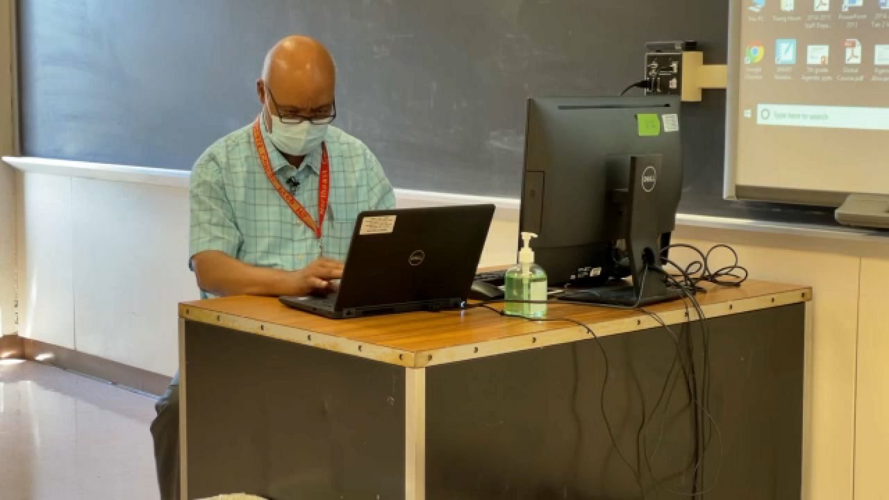 Rochester man uses history to lead next generation of students