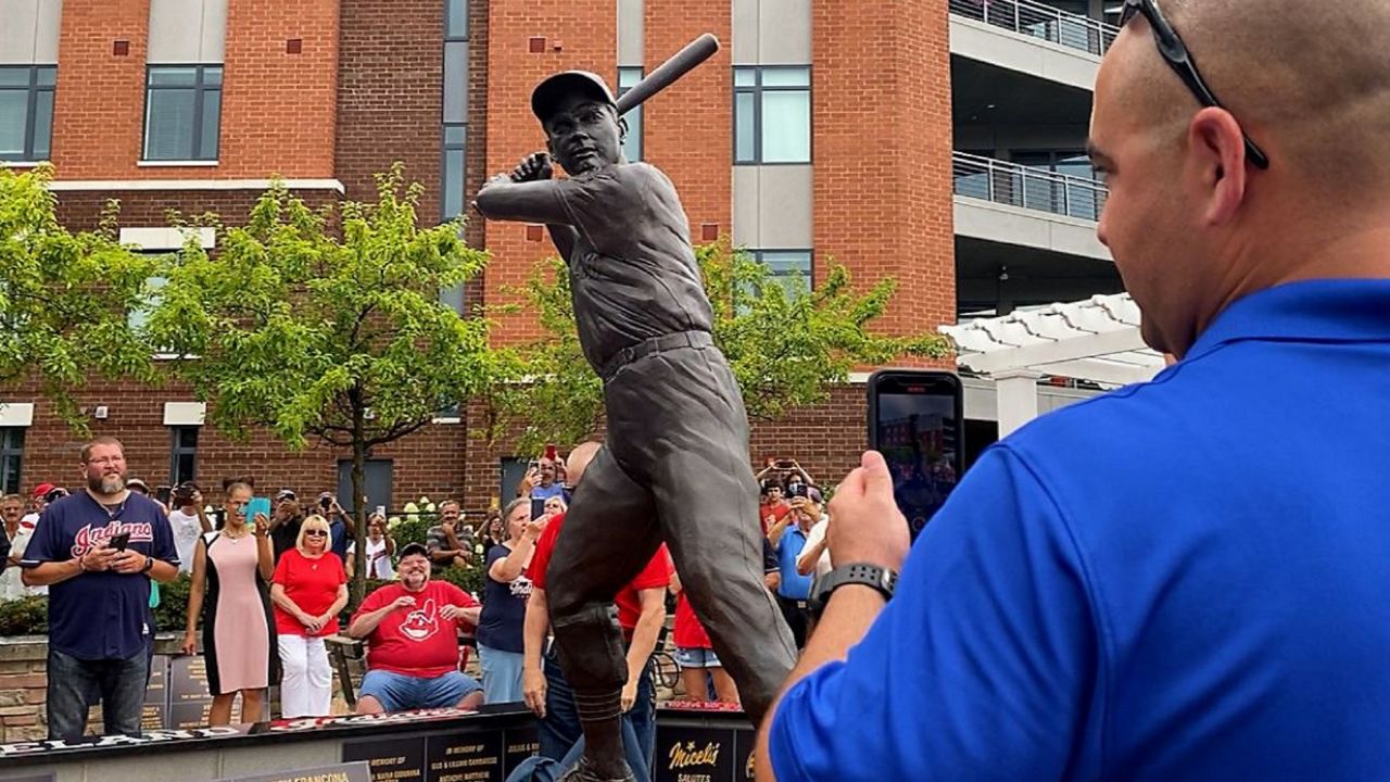 Hundreds attend unveiling of Rocky Colavito statue in Cleveland