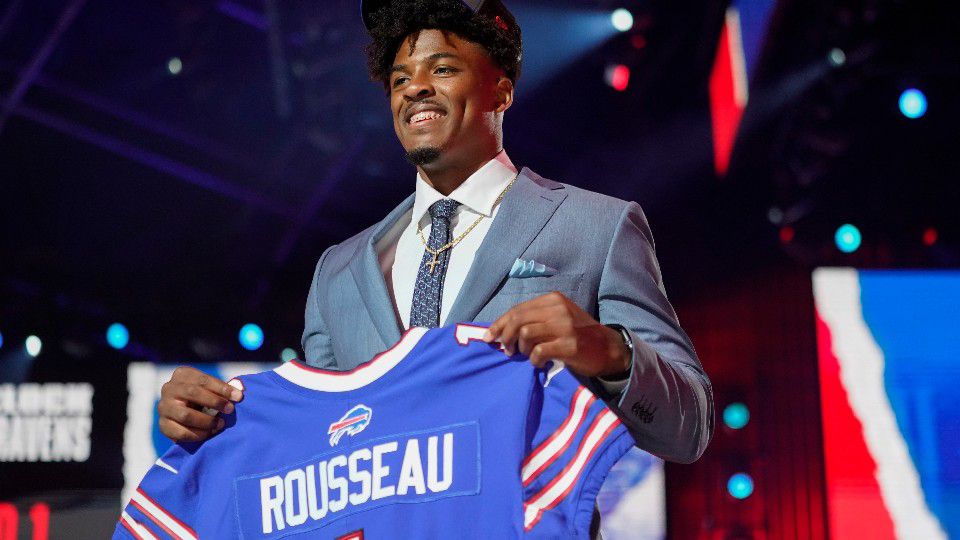 Bills pick Gregory Rousseau in 1st round NFL Draft