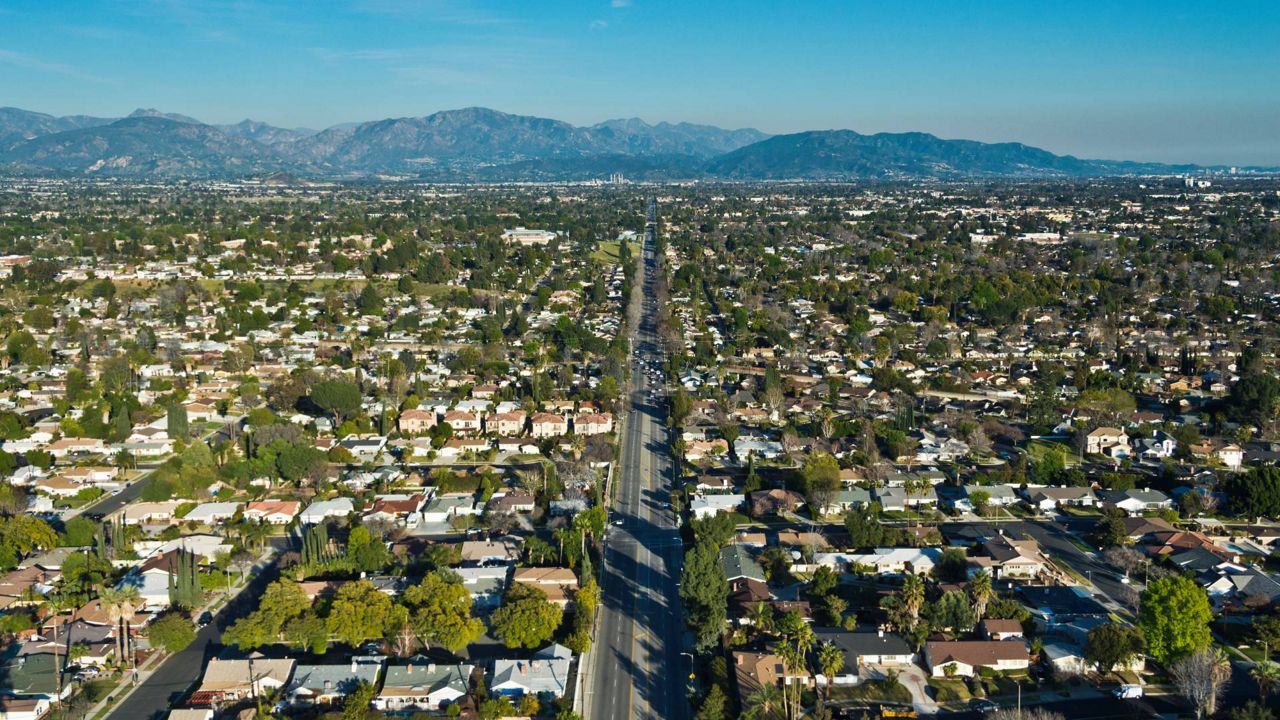 Final Days Of LA Council District 6 Race