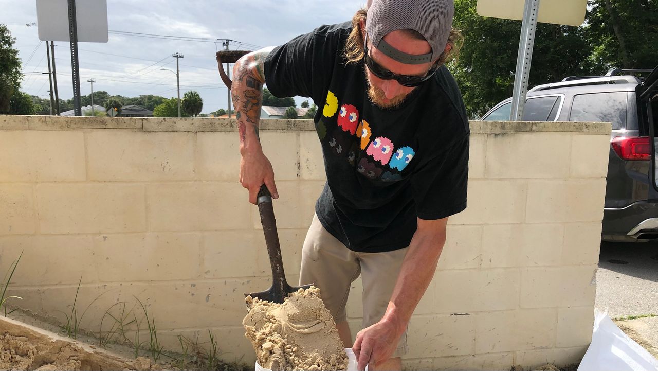 Sandbag stations will be open to Ocala residents for 2 days to help them protect their homes from water intrusion during storms and severe weather. (Spectrum News)