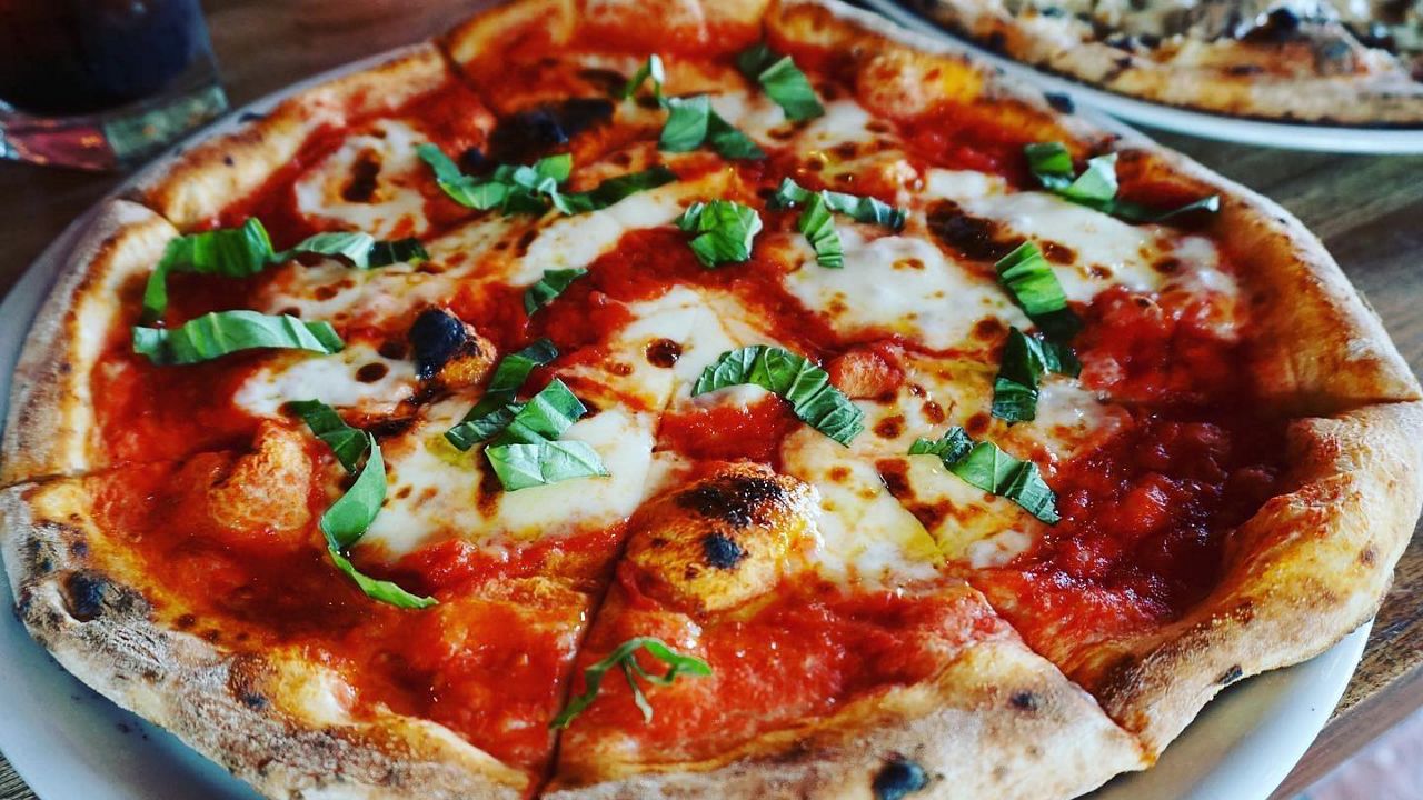 2 Wisconsin pizza joints make Yelp’s top 100 pizza spots list