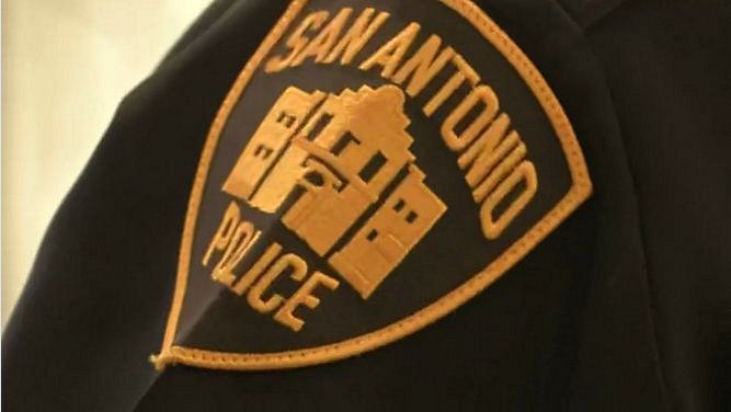 SAPD clothing patch (Spectrum News/File)