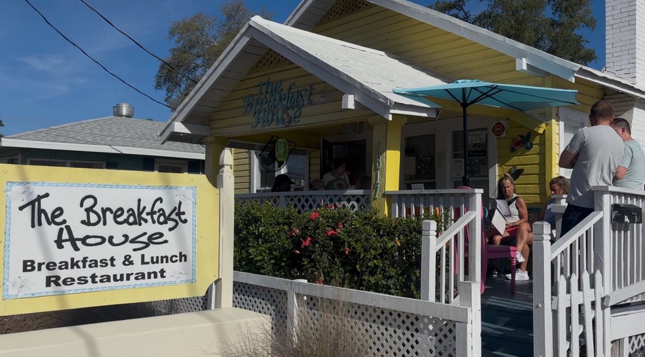 Sarasota business making efforts to preserve historic cottages