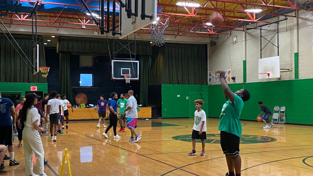 'Saturday Night Lights' expands to 100 gyms citywide