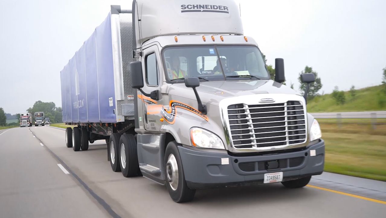 schneider-trucking-testing-battery-powered-trucks