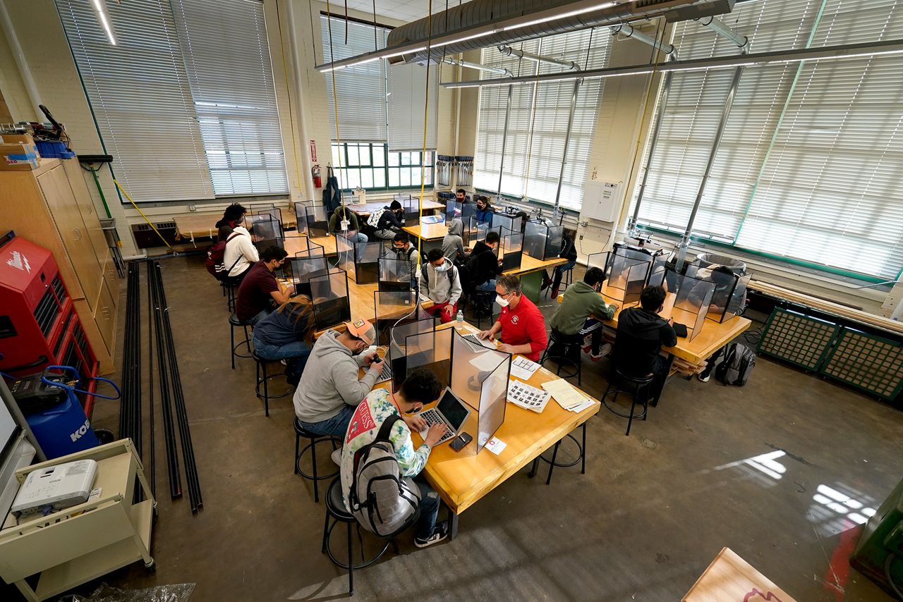 Ohio schools make decisions on mask requirements for fall