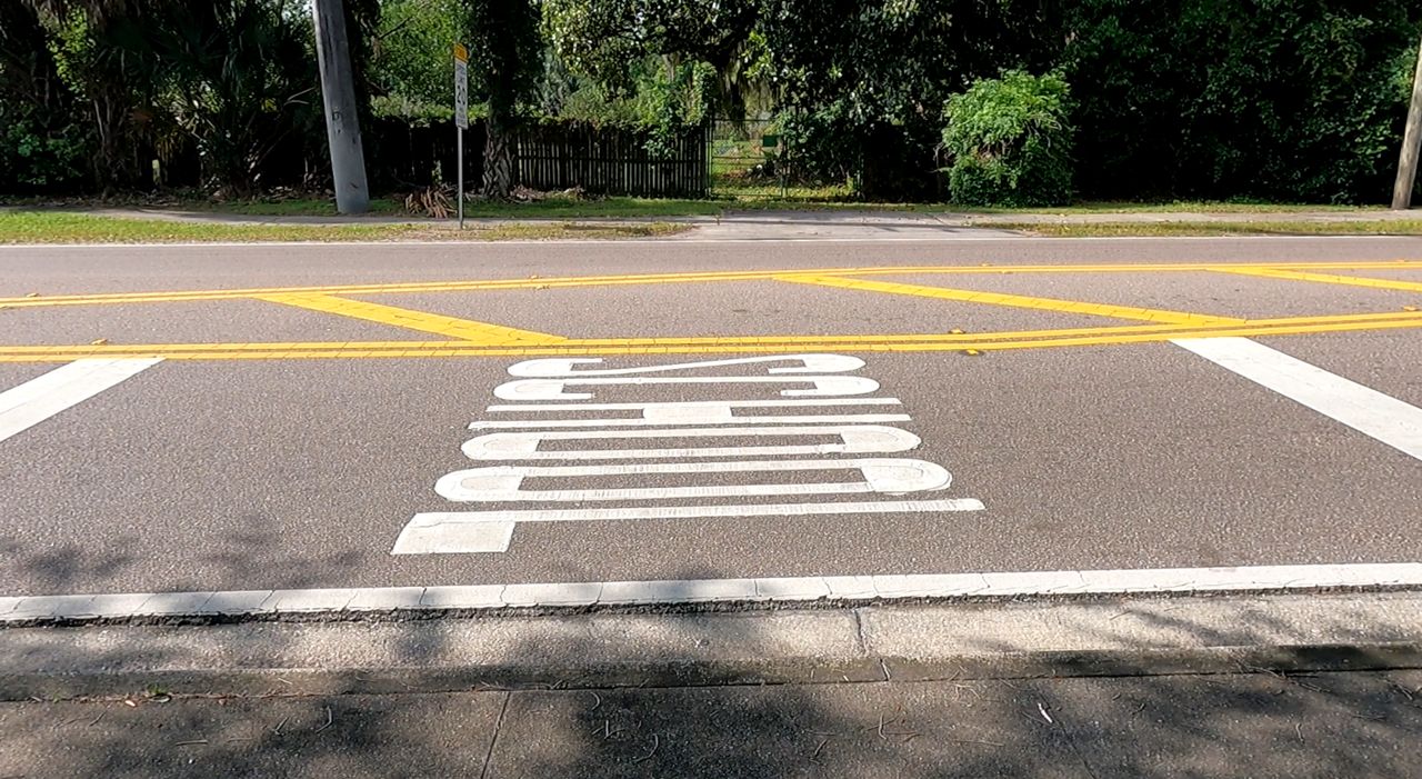 apopka-to-install-flashing-light-move-school-zone-sign