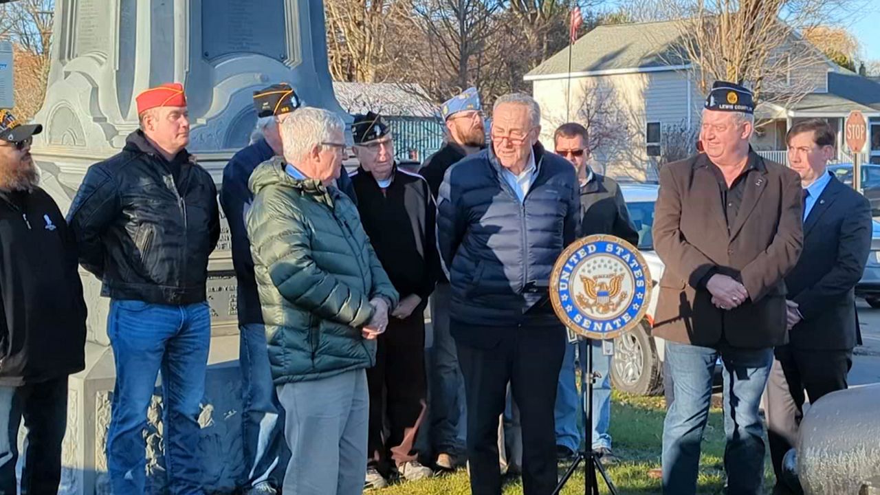 Schumer, veterans look to improve benefits - Vimarsana News