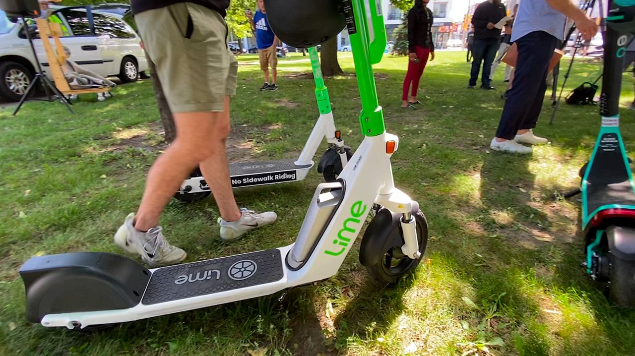 Escooters return to Milwaukee for third pilot program