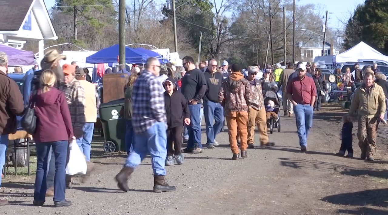 Thousands attend 46th Annual Trenton Volunteer Fire Department Auction