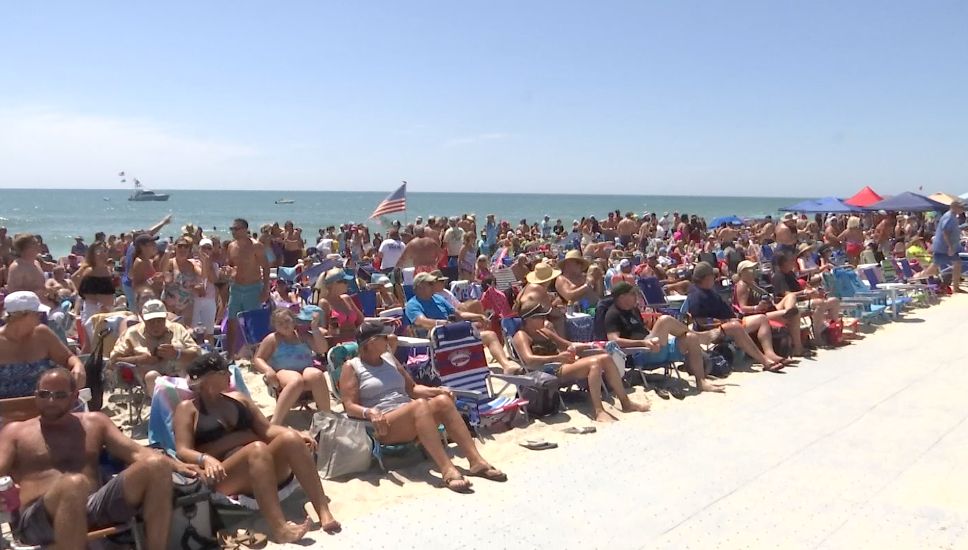 Thousands come together for Carolina Beach music festival