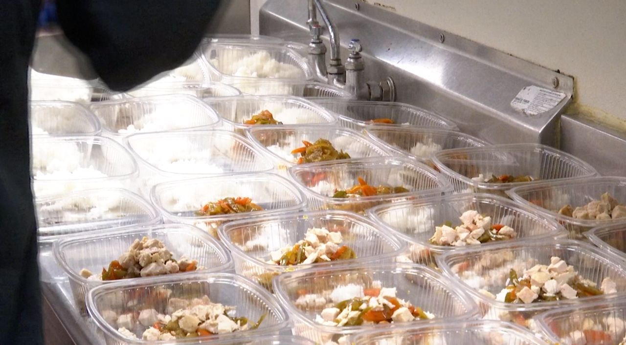 Cooper's Hawk Feeds Employees During Pandemic