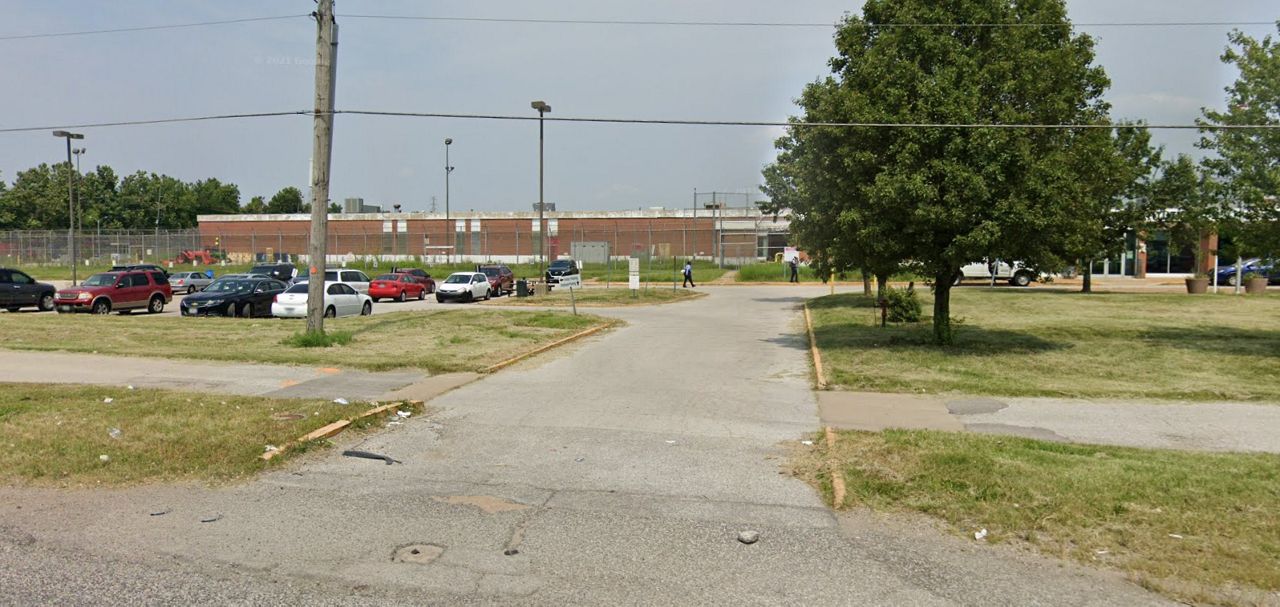 A photo of the exterior of the St. Louis County jail. (Photo: Google Maps)