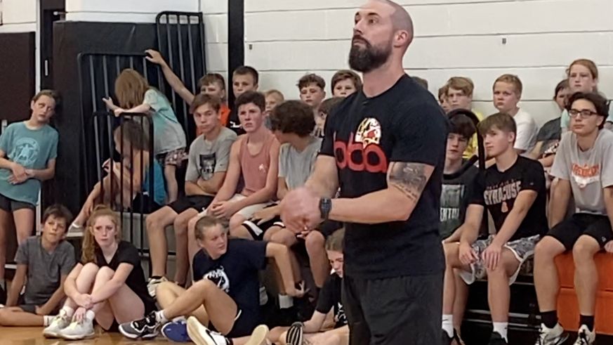 Phoenix coach Perioli chases dream with Virginia TBT team - Vimarsana News