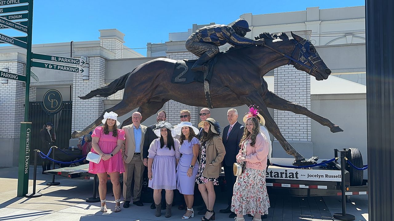 Race fans celebrate 50th anniversary of Secretariat’s win