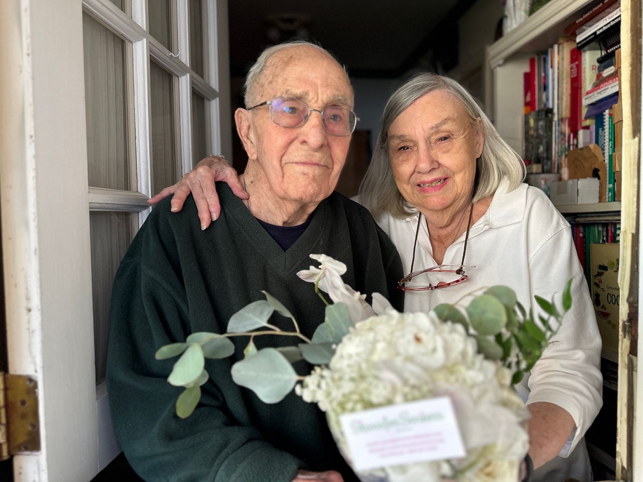 Nonprofit repurposes wedding bouquets for seniors